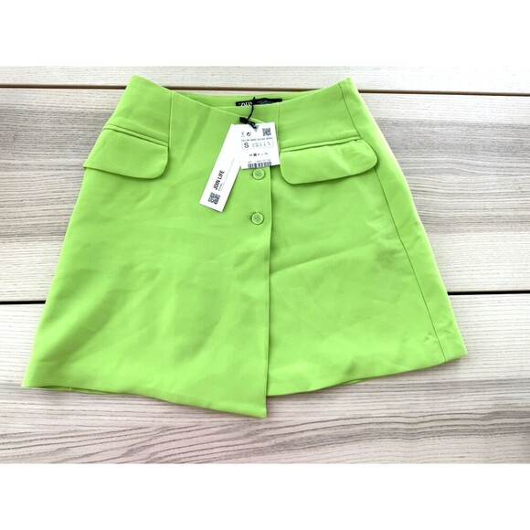 Zara Womens Mini Skirt Green Buttoned Textured High-Rise Bloggers Favorite S - Picture 1 of 9